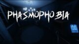 We play a super spooky scary game – 4 Player Phasmophobia