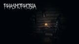 Sneaking around in Phasmophobia VR