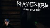 This Game is INSANE! My FIRST SOLO RUN In Phasmophobia (Farmhouse)