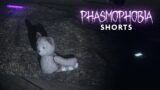 Ghost Twists Bear's Head | Phasmophobia #shorts