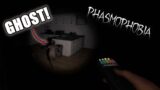 ROASTING FRIENDS IN PHASMOPHOBIA!!!